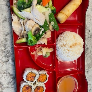 Bento Box A6 - Sautéed Chicken with Vegetables