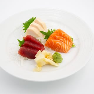 J4. Sashimi Tray