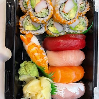 J3. Sushi Combo